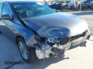 2015 Toyota Camry XLE with VIN 4T1BF1FK4FU914870, listed as a IAAI auction lot 41732333 with 177,907 mi miles. Bid and sale history available at carsss.com. Image 6.