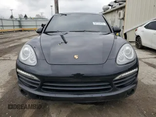 2014 Porsche Cayenne S z VIN WP1AB2A25ELA58233, wystawiony jako Copart lot #52733455 z przebiegiem 144 344 mil mil oraz Tytuł czysty. Historia ofert i sprzedaży dostępna na DreamBid. Obrazek 5.