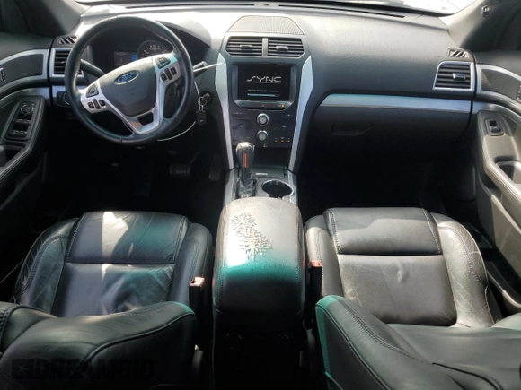 2015 Ford Explorer XLT with VIN 1FM5K7D86FGA64192, listed as a Copart auction lot 50829915 with 262,189 mi miles and Clean Title. Bid and sale history available at DreamBid. Image 8.