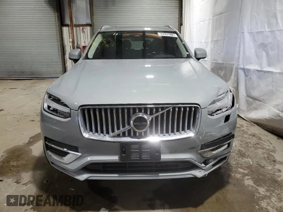 2024 Volvo XC90 Plus Bright Theme with VIN YV4L12PE5R1229821, listed as a Copart auction lot 89335575 with 9,156 mi miles and Clean Title. Bid and sale history available at DreamBid. Image 5.