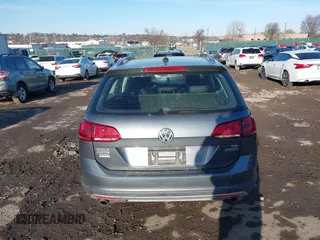 2017 Volkswagen Golf S с VIN 3VWH17AU3HM514845, выставлен на аукционе IAAI как лот 41590834 с пробегом 84 954 миль миль и . История ставок и продаж доступна на DreamBid. Изображение 16.