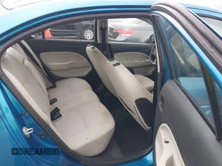 2017 Mitsubishi Mirage ES z VIN ML32F3FJ7HHF07604, wystawiony jako IAAI lot #42411469 z przebiegiem 95 197 mil mil oraz . Historia ofert i sprzedaży dostępna na DreamBid. Obrazek 8.