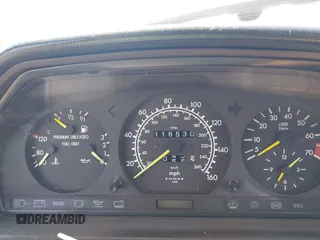 1994 Mercedes-Benz E 320 with VIN WDBEA66E7RC004579, listed as a IAAI auction lot 42170487 with 118,530 mi miles and . Bid and sale history available at DreamBid. Image 7.
