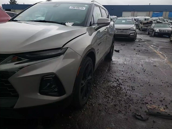2021 Chevrolet Blazer RS z VIN 3GNKBERSXMS509247, wystawiony jako Copart lot #73010674 z przebiegiem 40 324 mil mil oraz Czysty tytuł • Clean title. Historia ofert i sprzedaży dostępna na DreamBid. Obrazek 11.