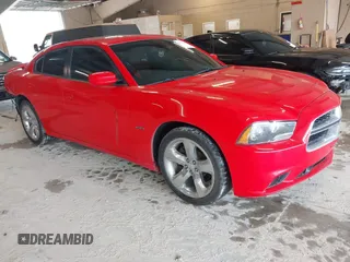 2014 Dodge Charger RT z VIN 2C3CDXCT6EH184061, wystawiony jako IAAI lot #41911139 z przebiegiem 132 034 mil mil oraz . Historia ofert i sprzedaży dostępna na DreamBid. Obrazek 1.
