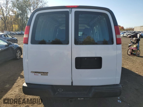 2013 Chevrolet Express Cargo с VIN 1GCZGTCBXD1120969, выставлен на аукционе Copart как лот 76151454 с пробегом 130 963 миль миль и Списание • Salvage title. История ставок и продаж доступна на DreamBid. Изображение 6.