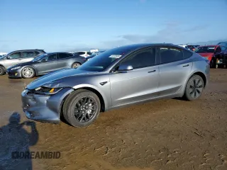 2025 Tesla Model 3 Long Range with VIN 5YJ3E1EB5SF915459, listed as a Copart auction lot 44752885 with 2,798 mi miles and Salvage Title. Bid and sale history available at DreamBid. Image 1.