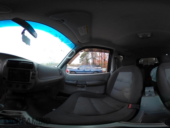 2003 Ford Explorer Sport XLS с VIN 1FMYU60E73UB97117, выставлен на аукционе IAAI как лот 41567690 с пробегом 145 199 миль миль и . История ставок и продаж доступна на DreamBid. Изображение 18.