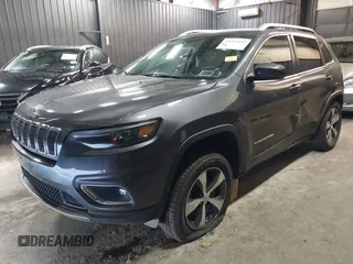 2019 Jeep Cherokee Limited z VIN 1C4PJMDX1KD423465, wystawiony jako IAAI lot #42232402 z przebiegiem 116 683 mil mil oraz . Historia ofert i sprzedaży dostępna na DreamBid. Obrazek 2.