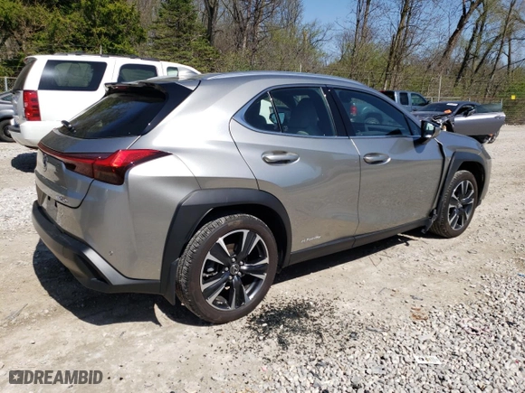 2021 Lexus UX with VIN JTHP9JBH9M2040616, listed as a Copart auction lot 49182703 with 14,339 mi miles. Bid and sale history available at carsss.com. Image 3.