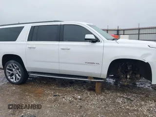 2017 GMC Yukon XL SLE with VIN 1GKS2FKC2HR239722, listed as a IAAI auction lot 41430741 with 152,289 mi miles. Bid and sale history available at carsss.com. Image 14.