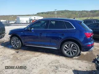 2023 Audi Q5 S line Premium Plus z VIN WA1EAAFY6P2038315, wystawiony jako IAAI lot #41990125 z przebiegiem 31 787 mil mil oraz . Historia ofert i sprzedaży dostępna na DreamBid. Obrazek 15.