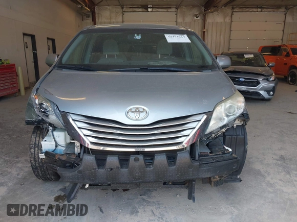 2015 Toyota Sienna LE AAS with VIN 5TDKK3DC2FS643769, listed as a IAAI auction lot 42473037 with 195,211 mi miles and . Bid and sale history available at DreamBid. Image 12.
