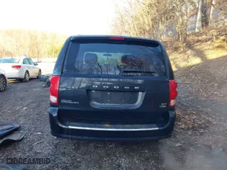 2014 Dodge Grand Caravan SXT with VIN 2C4RDGCG2ER154056, listed as a IAAI auction lot 41869407 with 193,885 mi miles. Bid and sale history available at carsss.com. Image 17.