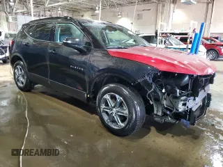 2024 Chevrolet Blazer LT z VIN 3GNKBJR40RS198008, wystawiony jako Copart lot #50523015 z przebiegiem 27 564 mil mil oraz Nie do naprawy • Non repairable. Historia ofert i sprzedaży dostępna na DreamBid. Obrazek 4.