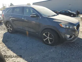2017 Kia Sorento EX with VIN 5XYPHDA17HG273545, listed as a Copart auction lot 77489334 with 102,202 mi miles and Salvage Title. Bid and sale history available at carsss.com. Image 4.