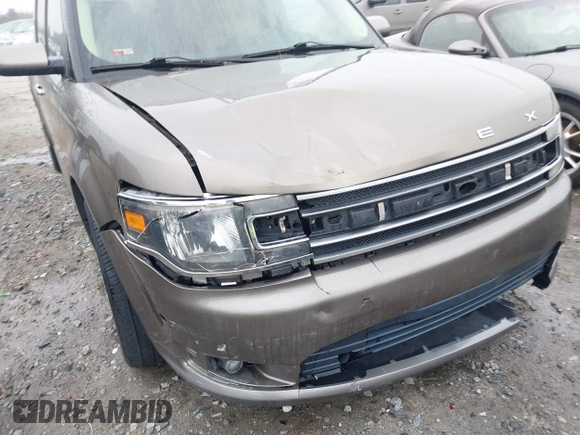 2014 Ford Flex Limited with VIN 2FMGK5D89EBD17931, listed as a IAAI auction lot 41852159 with 105,522 mi miles. Bid and sale history available at carsss.com. Image 18.