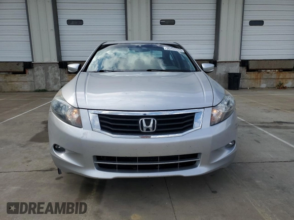 2010 Honda Accord EX z VIN 1HGCP3F72AA022805, wystawiony jako Copart lot #55482225 z przebiegiem 146 984 mil mil oraz Szkoda całkowita • Salvage title. Historia ofert i sprzedaży dostępna na DreamBid. Obrazek 5.
