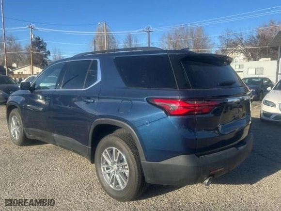 2022 Chevrolet Traverse LT Cloth with VIN 1GNEVGKW5NJ165343, listed as a Copart auction lot 43668795 with 14,630 mi miles and Clean Title. Bid and sale history available at carsss.com. Image 3.