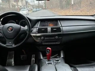 2011 BMW X6 M with VIN 5YMGZ0C5XBLK13932, listed as a Copart auction lot 41661715 with 113,047 mi miles and Clean Title. Bid and sale history available at carsss.com. Image 9.