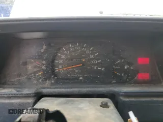 1988 Toyota Pickup z VIN JT4RN50R0J5122639, wystawiony jako Copart lot #52792445 z przebiegiem 233 407 mil mil oraz Szkody całkowita. Historia ofert i sprzedaży dostępna na DreamBid. Obrazek 9.