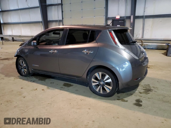 2015 Nissan LEAF SV with VIN 1N4AZ0CP4FC330885, listed as a Copart auction lot 72286732 with 31,960 mi miles. Bid and sale history available at carsss.com. Image 2.