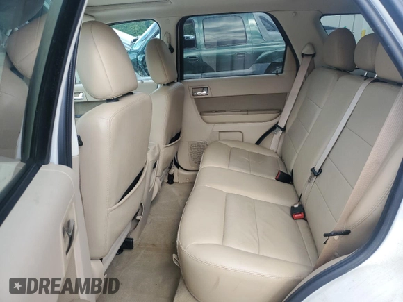 2011 Ford Escape Limited z VIN 1FMCU0EG2BKC70972, wystawiony jako Copart lot #58981605 z przebiegiem 120 117 mil mil oraz Szkoda całkowita • Salvage title. Historia ofert i sprzedaży dostępna na DreamBid. Obrazek 10.
