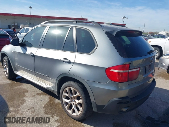 2009 BMW X5 30i with VIN 5UXFE43569L265168, listed as a IAAI auction lot 41792542 with 178,315 mi miles. Bid and sale history available at carsss.com. Image 3.