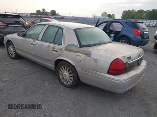 2008 Mercury Grand Marquis LS with VIN 2MEFM75V38X661481, listed as a IAAI auction lot 42079891 with 206,421 mi miles and . Bid and sale history available at DreamBid. Image 3.