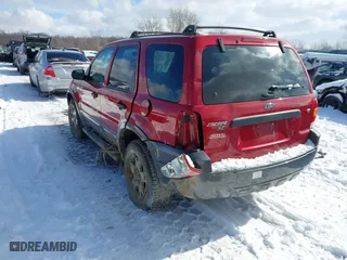 2005 Ford Escape XLT with VIN 1FMYU931X5KD99667, listed as a IAAI auction lot 41591057 with 69,595 mi miles. Bid and sale history available at carsss.com. Image 3.