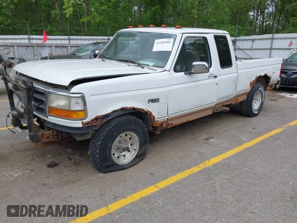 1995 Ford F-150 z VIN 1FTEX14H6SKC19656, wystawiony jako IAAI lot #42289301 z przebiegiem Nie podano mil oraz . Historia ofert i sprzedaży dostępna na DreamBid. Obrazek 2.