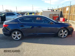2013 Acura ILX Tech Pkg with VIN 19VDE1F79DE018421, listed as a IAAI auction lot 41115067 with 245,151 mi miles. Bid and sale history available at carsss.com. Image 13.