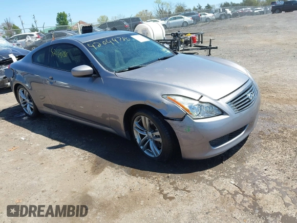 2008 Infiniti G37 Coupe Journey with VIN JNKCV64E38M101396, listed as a IAAI auction lot 42049780 with 128,809 mi miles. Bid and sale history available at carsss.com. Image 1.