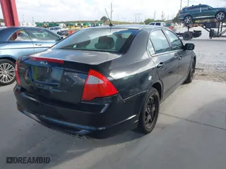2011 Ford Fusion SE with VIN 3FAHP0HAXBR280207, listed as a IAAI auction lot 41136345 with 174,485 mi miles. Bid and sale history available at carsss.com. Image 4.