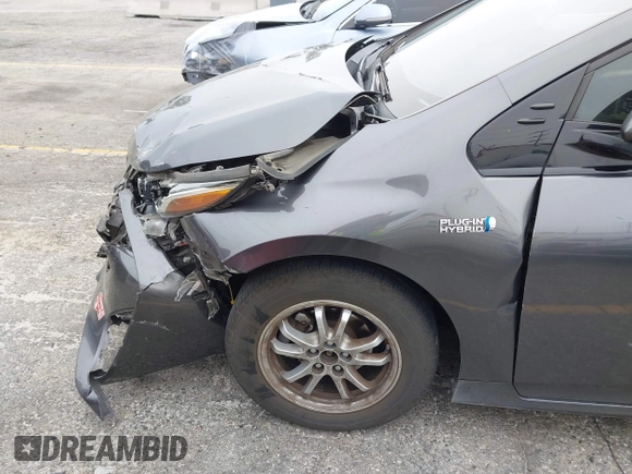 2018 Toyota Prius Plus with VIN JTDKARFP5J3095377, listed as a IAAI auction lot 42153552 with 77,255 mi miles and . Bid and sale history available at DreamBid. Image 22.