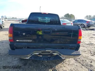 2001 Chevrolet Silverado 1500 LS with VIN 1GCEK14T11Z103743, listed as a IAAI auction lot 41300118 with 1 mi miles. Bid and sale history available at carsss.com. Image 16.