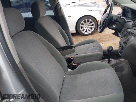 2003 Ford Focus ZTS with VIN 1FAFP38343W294841, listed as a IAAI auction lot 42040502 with 187,242 mi miles and . Bid and sale history available at carsss.com. Image 5.