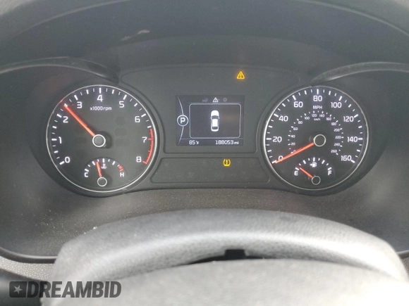 2017 Kia Optima LX z VIN 5XXGT4L34HG139643, wystawiony jako Copart lot #54663845 z przebiegiem 188 053 mil mil oraz Szkoda całkowita • Salvage title. Historia ofert i sprzedaży dostępna na DreamBid. Obrazek 9.