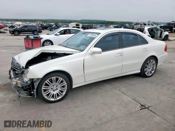 2008 Mercedes-Benz E-Class Luxury 3.5L with VIN WDBUF56X28B285414, listed as a Copart auction lot 51562605 with 0 mi miles and Salvage Title. Bid and sale history available at carsss.com. Image 1.
