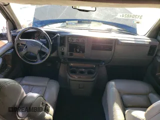 2003 Chevrolet Express Cargo YF7 Upfitter z VIN 1GBFG15T931206029, wystawiony jako Copart lot #81204824 z przebiegiem 102 834 mil mil oraz Szkoda całkowita • Salvage title. Historia ofert i sprzedaży dostępna na DreamBid. Obrazek 8.