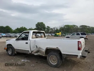 1996 Chevrolet Silverado 1500 with VIN 1GCEC14M5TZ124085, listed as a Copart auction lot 59532234 with 137,619 mi miles and Non Repairable. Bid and sale history available at DreamBid. Image 2.