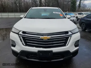 2023 Chevrolet Traverse LT Cloth with VIN 1GNERGKW1PJ261302, listed as a Copart auction lot 49271635 with 39,794 mi miles and Salvage Title. Bid and sale history available at carsss.com. Image 5.