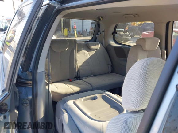 2010 Kia Sedona EX with VIN KNDMH4C32A6325352, listed as a IAAI auction lot 41863846 with 92,813 mi miles. Bid and sale history available at carsss.com. Image 8.