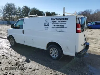 2012 Chevrolet Express Cargo with VIN 1GCSGAFX8C1107214, listed as a Copart auction lot 44963945 with 273,256 mi miles and Salvage title. Bid and sale history available at DreamBid. Image 2.