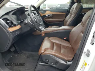 2019 Volvo XC90 Inscription z VIN YV4A22PL3K1445109, wystawiony jako Copart lot #53862415 z przebiegiem 60 388 mil mil oraz Szkody całkowita. Historia ofert i sprzedaży dostępna na DreamBid. Obrazek 7.