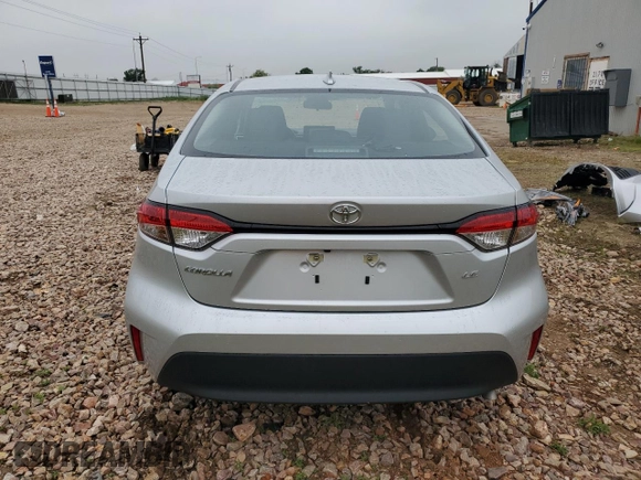 2025 Toyota Corolla LE z VIN 5YFB4MDE6SP258445, wystawiony jako Copart lot #60828925 z przebiegiem 8 140 mil mil oraz Czysty tytuł • Clean title. Historia ofert i sprzedaży dostępna na DreamBid. Obrazek 6.