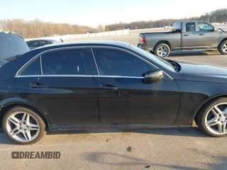2014 Mercedes-Benz E 350 Luxury with VIN WDDHF8JB8EA858520, listed as a IAAI auction lot 41770199 with 120,093 mi miles and . Bid and sale history available at DreamBid. Image 13.
