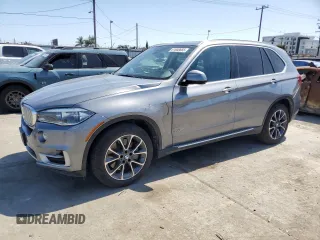 2015 BMW X5 xDrive50i z VIN 5UXKR6C58F0J75886, wystawiony jako Copart lot #61650665 z przebiegiem 70 602 mil mil oraz Szkoda całkowita • Salvage title. Historia ofert i sprzedaży dostępna na DreamBid. Obrazek 1.