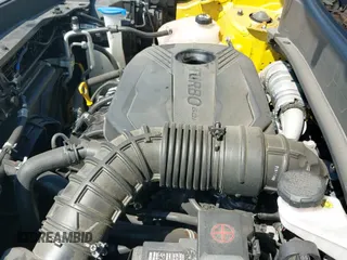 2021 Kia Seltos SX z VIN KNDETCA24M7202125, wystawiony jako IAAI lot #43247906 z przebiegiem 29 625 mil mil oraz . Historia ofert i sprzedaży dostępna na DreamBid. Obrazek 19.