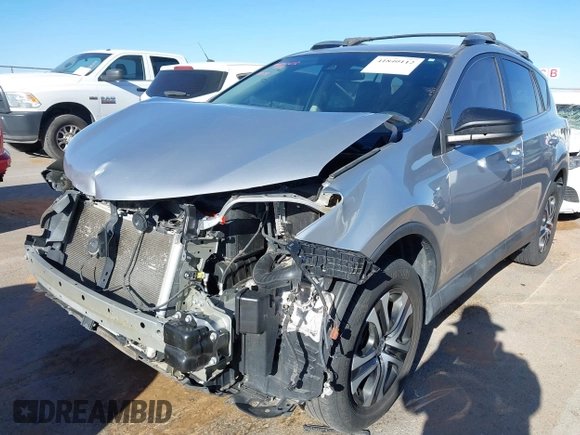 2017 Toyota RAV4 LE z VIN 2T3ZFREV6HW331736, wystawiony jako IAAI lot #41840112 z przebiegiem 110 328 mil mil oraz . Historia ofert i sprzedaży dostępna na DreamBid. Obrazek 6.